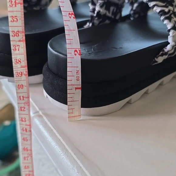 Sorel Roaming Two Strap Slide Black and White Sandals - Picture 13 of 14